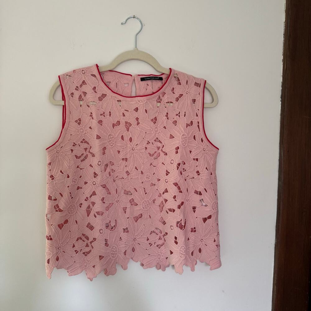 Luisa Cerano Floral Lace Sleeveless Blouse